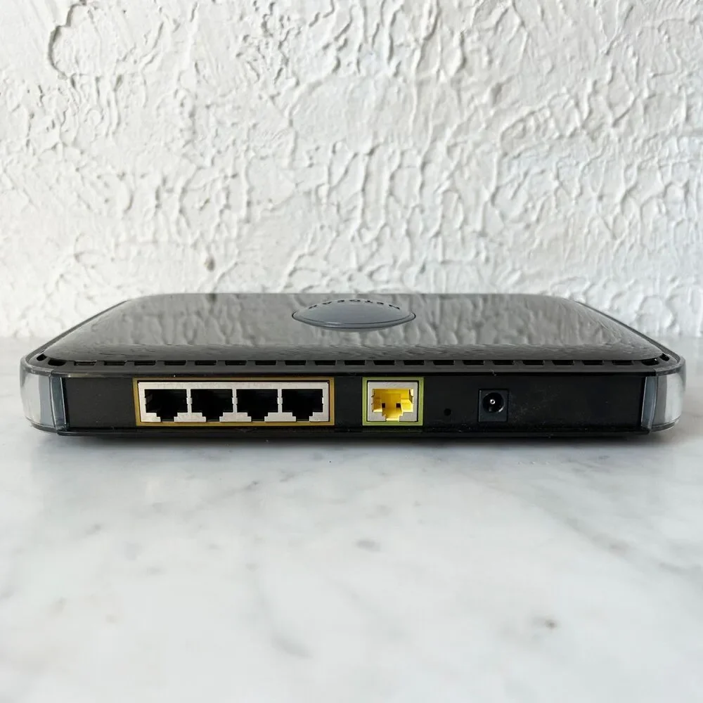 Netgear Router RangeMax Duo Wireless-N Router WNDR3300 - Picture 4 of 7